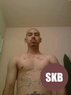 straightkikboys:  Another submission from the same amazing follower. Ricardo also from Santa Ana. Follow Straight Kik Boys for more!