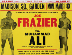BACK IN THE DAY |3/8/71| Joe Frazier defeated Muhammad Ali in 15 rounds by unanimous decision, delivering Ali the first loss of his career.