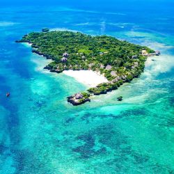 luxuryaccommodations:  The Sands at Chale IslandKenya’s only private island resort, The Sands at Chale Island offers elegant accommodation amidst lush mangrove forests and dazzling white beaches. Blending traditional Swahili architecture with Lamu