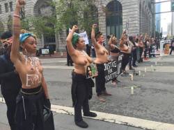 lastrealindians:  “They love our bodies but not us.”  This morning in San Francisco, black women blocked an intersection in the Financial District in protest of unarmed black women killed by police.  “Black women’s bodies have always been commodified.