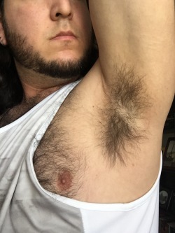 muskywolfdad:  daddyorcperv:  Take a deep whiff of that pit and breathe in my strong manly stink.  While you’re down there, maybe you can give my nip some attention &gt;:)  Mmmm Kik: MuskyWolf 