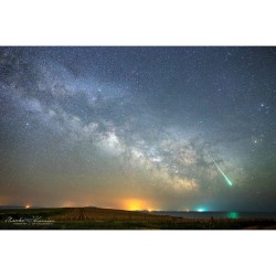 Meteor in the Milky Way #nasa #apod  #lyrid #meteor #shower #comet #thatcher #milkyway #galaxy #lyra #constellation #antares #star #saturn #planet #universe #croatia #science #space #astronomy
