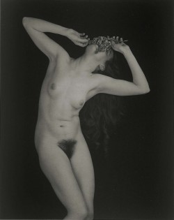 rivesveronique:   Nude with Lilacs (Twenty-Five Photographs) 1936Artist Edward Steichen (American (born in Luxembourg), 1879–1973) 