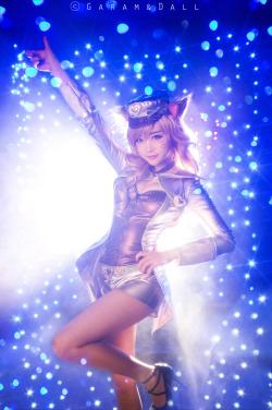 vandariwuuuuutcosplay: Character: Popstar Ahri  Game: League of Legends CN: Tomia Tomia’s blog  