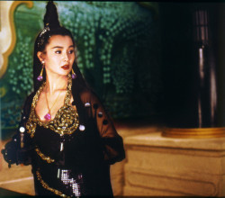 vintagewoc:Maggie Cheung in The Eagle Shooting Heroes (1993)