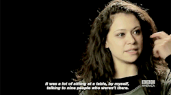 originalsarah: Tatiana Maslany on the orphanblack S3 finale four-clone dinner party.