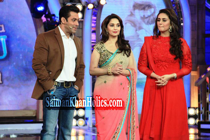 2013 - ★ Salman Khan with Madhuri Dixit and Huma Qureshi on Bigg Boss 7 (December 8th 2013) ! Tumblr_mxmcbxiMin1qctnzso4_1280