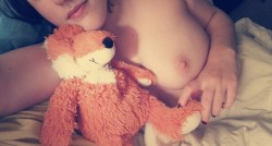 flammelikesbutts:  Little fox says good night