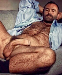 thebearunderground: sexy-fucker-deactivated20181129:     The Bear Underground - Best in Hairy Men (since 2010) 🐻💦 39k+ followers and over 61k posts in the archive 💦🐻  RAY DRAGON