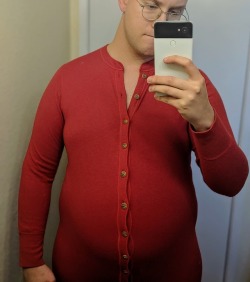 porkedoutpig:Thought getting a large was safe, but damn this union suit is already straining. It’s so fun adapting to my new size and still being super unaware of what a chunk I’ve become.