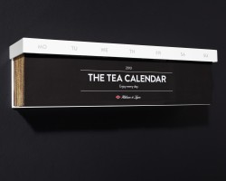 cjwho:  The Hälssen &amp; Lyon Tea Calendar by Kolle Rebbe, Hamburg The Hälssen &amp; Lyon tea calendar is the first calendar in the world to feature calendar days made from tea leaves. Finely flavoured and pressed until wafer-thin, the 365 calendar