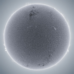 discoverynews:  vanished:  Alan Friedman - HD Photos of the Sun  Beautiful textures of our nearest star. 