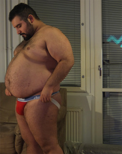 blkcaliguy:  dannyluvschubs:  blkfatchub:  tubbyoso:  285 isn’t looking too bad on me :3  Damn this is sexy to look at   Fuck me sideways he is so hot  fucking sexy as hell…
