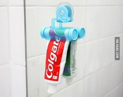 GET THE VERY LAST OF THE TOOTHPASTE OMG I WANT THIS