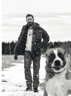 lesbeehive:  Les Beehive – Tom Hardy by Greg Williams Esquire UK, May 2015  VISIT LES BEEHIVE FOR MORE | LIKE LES BEEHIVE ON FACEBOOK   