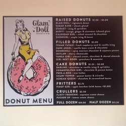 what would you have?? 🍩🍩🍩#glamdolldonuts #minneapolis