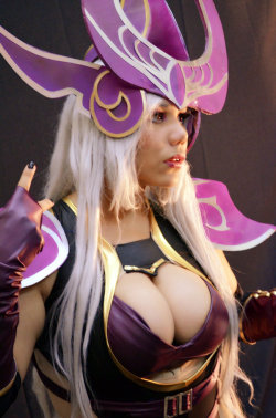 overpowered Syndra by dashcosplay