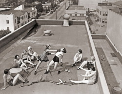 kaitimacc:   chloeaulait:   Women boxing on a roof, circa 1930s   The girl on the bottom right is like, “wtf are you doing Susan, sock her in the kisser!!” 