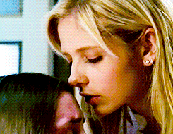icecoldnukacola:  watcherspet:  And here we have the growing lesbian subtext with these two, which was always fun to play with. Eliza was always kind of pushing the sexuality, and no one remembered to stop her from doing that. Which we were all very happy