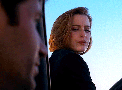 cristinaricci:  THE X-FILES | Demons (4.23)Agent Mulder’s not going anywhere but to a hospital.