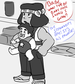 jen-iii:  Tiny moms au where Steven actually met Ruby and Sapphire before Jailbreak but dosen’t remember because he was just a tiny babbu with tiny moms taking care of him when Greg can’t  mommies &lt;3