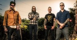metalinjection:  MASTODON Announce Spring 2017 Tour with EAGLES OF DEATH METAL, RUSSIAN CIRCLES Spring is in the air!  Click here for more