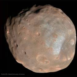 Phobos: Doomed Moon of Mars #nasa #apod #hirise #mro #lpl #mars #planet #martian #moon #satellite #phobos #solarsystem #space #science #astronomy