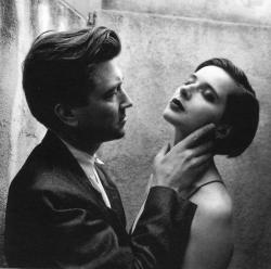 classyartgallery:    David Lynch and Isabella Rossellini on the set of Blue Velvet , 1988by   Helmut Newton  