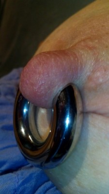 bettytwelve12:  battelshipme:  nippleringlover:  8mm rings !  Like the size of rings   Huge!
