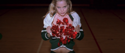 macaulaykulkin:  “I don’t think that there’s anything worse than being ordinary.” American Beauty (1999) - Dir. Sam Mendes 