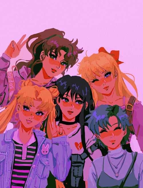 babypears:sailor scouts 🌙