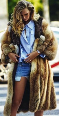Gotta love the Fall!  Perfect time to pair cutoffs, a comfy shirt, a gleaming pair of Loubou pumps and a decadent fur coat.    Feel free to step over&hellip;or ON&hellip;the bodies that will throw themselves at your feet!