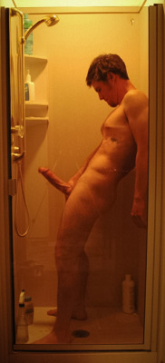 vampiredicks:  We all love jerking off in shower. 