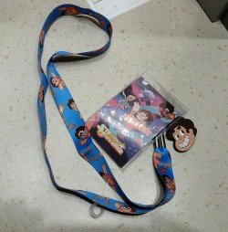 Hot Topic has these cute SU lanyards now