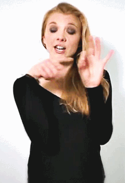 Natalie Dormer shows how its done!