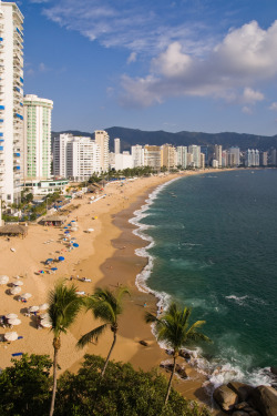 breathtakingdestinations:  Acapulco - Mexico (von Your Funny Uncle)