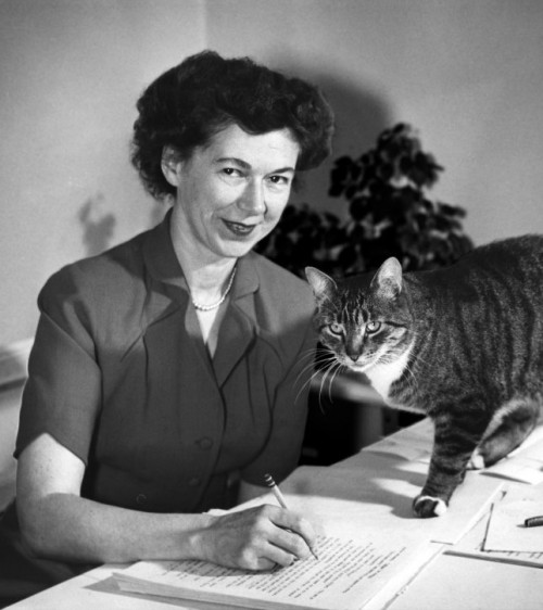 retropopcult:Beloved children’s author Beverly Cleary has passed away, just a few weeks short of her 105th birthday.Beverly Atlee Cleary (née Bunn; April 12, 1916 – March 25, 2021) was an American writer of children’s and young adult fiction. One