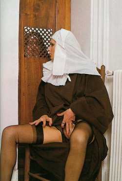 bamos123:  dddecember:  pornbot:Why, oh why are naughty nuns so FUCKING sexy?(via rph)  (via napalony1313, rph-deactivated20151016) 