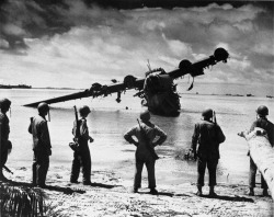 Kawanishi H8K2 Emily, King&rsquo;s Wharf, Makin lagoon, Gilbert Islands Galvanic operation aftermath, Pacific Theater. Photo by Jonathan Mitchell, November 1943  |  #2
