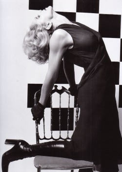 dubhlina:  luzfosca:  bohemea:  Madonna - Vanity Fair by Craig McDean, September 2002   