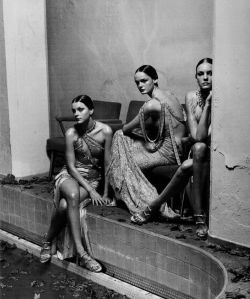 Jessica Stam, Caroline Trentini, and Lisa Cant by Steven Meisel for Vogue Italia March 2004