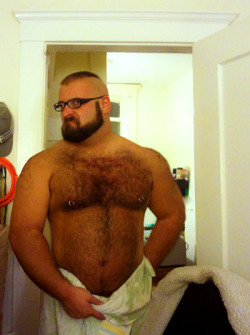 noodlesandbeef:  Eric getting out of the shower. Yes, he wears glasses. If 50 people reblog this, I’ll post the next pic I took. 