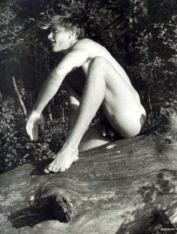 korybalski:  ph: Bruce Weber | via The Male Body in Modern Art 