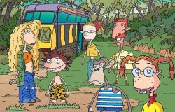 perfect-in-weakness:  ebony-and-ivory:  This is me, Eliza Thornberry, part of your average family. I’ve got a dad, a mom, and a sister. There is Donnie - we found him. And Darwin, he found us. Oh yeah, about our house - it moves, because we travel all