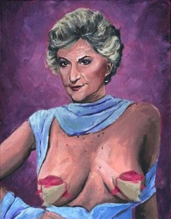 welcometothedorkside:  Bea Arthur and…cheesecake nipples? Are you getting all of this themadnessislaughing and                                                                                                     shotfullofholes? ;)   That welcometothedorks