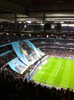 ESTO ES MADRID.  Picture from last time Real Madrid and Athlético Madrid played (november 7 2010).
