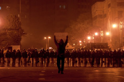  Complete Internet Blackout in Egypt By Curt Hopkins / January 27, 2011 3:45 PM  After blocking Twitter on Tuesday and, intermittently, Facebook and Google on Wednesday, the Egyptian government has upped the ante, throwing a complete Internet
