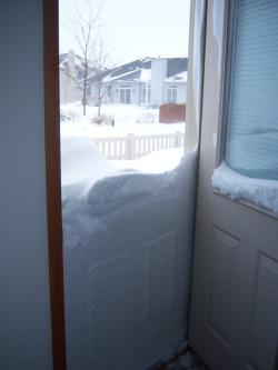 homemadedarkmark:  quimmy:  -sexualharassmentpanda:  aw yeah  lucky man. so lucky.that would be so fun to jump out into!   HAHA THAT’S WHAT MY BACK DECK LOOKS LIKE  MOTHER NATURE FUCKING HATES ME! I FEEL LIKE THE ONLY PERSON IN THE ENTIRE US THAT HAS