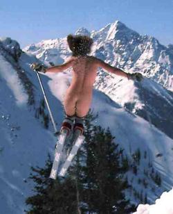 nakedsports:  nudist skiing 
