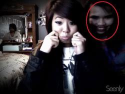 nitaabeast:  See that girl in the red circle? You have now been cursed since you looked at the photo. She’s actually a ghost that appears by your side at night doing that face. Since you looked at this she no longer lives under my bed but now lives